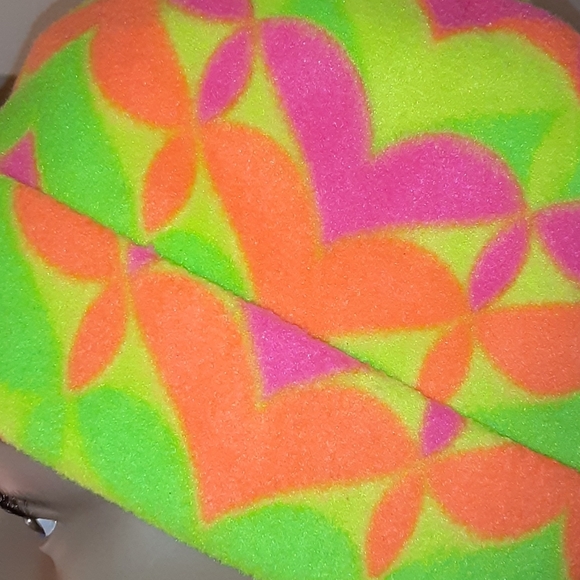 JACKET & HAT NEON GREEN FLEECE - Picture 5 of 5